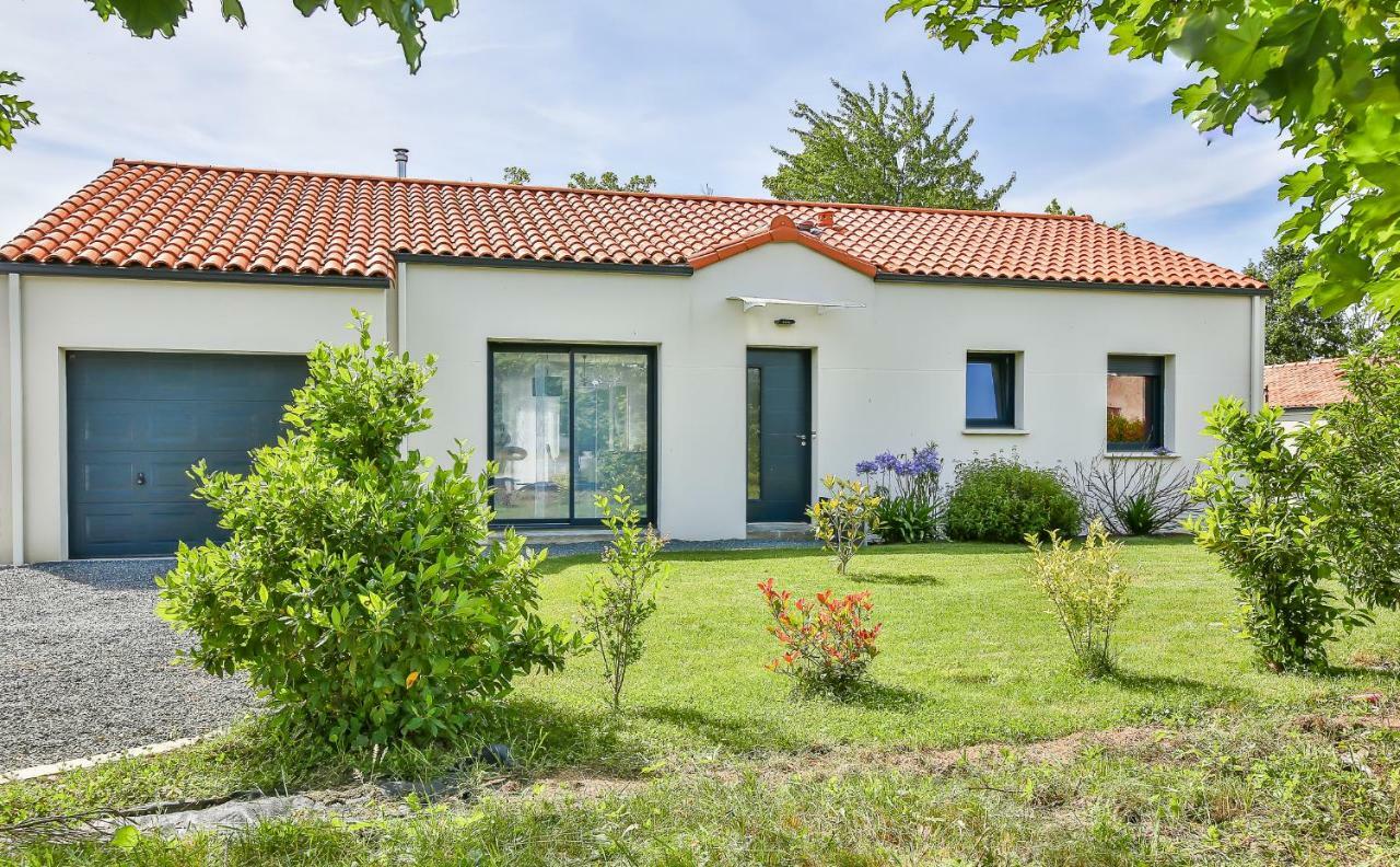 Villa D'Eau Douce Les Achards  Exteriör bild
