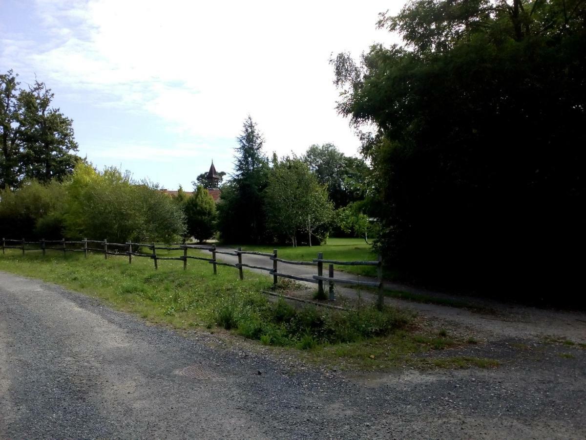 Villa D'Eau Douce Les Achards  Exteriör bild